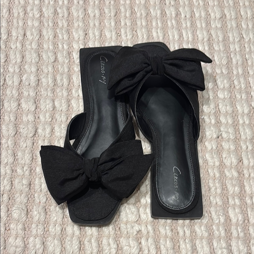 Circus by Sam Edelman Black Bow Sandals